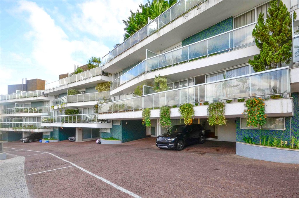 Casa à venda com 5 quartos, sendo 4 suítes, no condomínio Espaço Mobile - Real Parque, São Paulo - SP