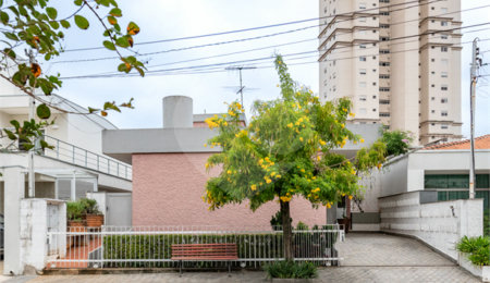 Casa Térrea à venda com 7 quartos, sendo 1 suíte,  em Santana, São Paulo, SP