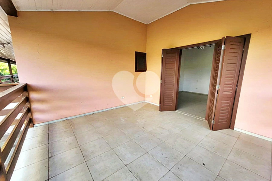 Casa à venda ou para alugar com 7 quartos, sendo 5 suítes, no condomínio Sausalito, Mairiporã - SP