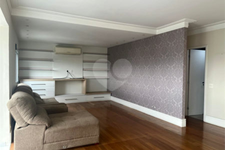 Apartamento à venda com 3 suítes em Vila Andrade, São Paulo, SP