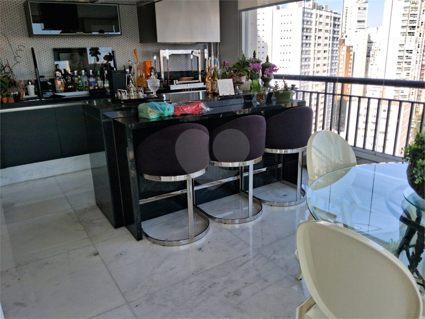 Apartamento à venda com 3 suítes em Vila Mariana, São Paulo, SP