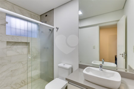 Sobrado à venda com 3 suítes em Alto da Boa Vista, São Paulo, SP