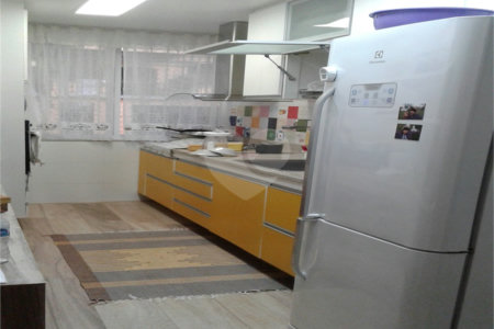 Casa de Vila à venda com 3 quartos, sendo 1 suíte, em Tijuca, Rio de Janeiro, RJ