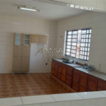 Casa à venda com 4 quartos, sendo 1 suíte, em Jardim Itanguá, Sorocaba, SP