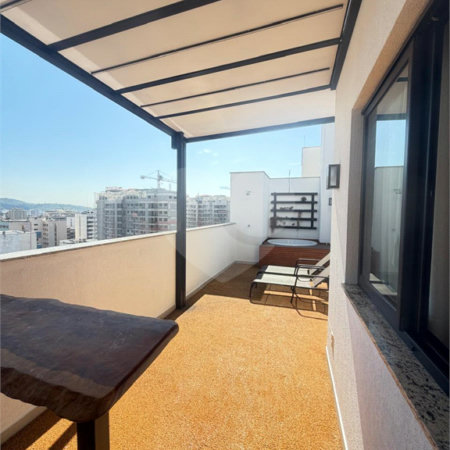 Cobertura à venda com 3 quartos, sendo 1 suíte,  em Tijuca, Rio de Janeiro, RJ