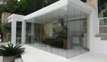 Casa à venda com 4 suítes no condomínio Jardim Ibiratiba, São Paulo - SP