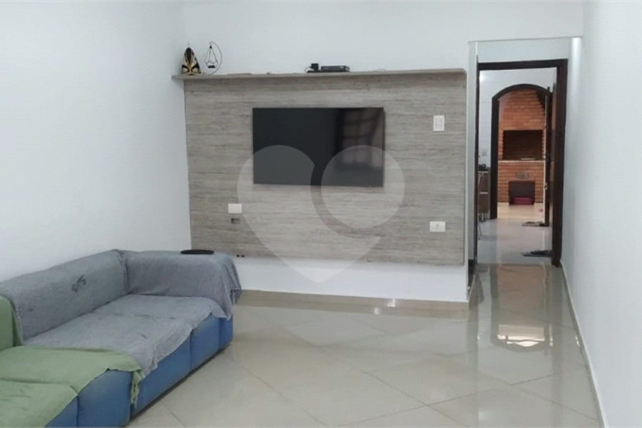 Sobrado à venda com 2 quartos em Tremembé, São Paulo, SP