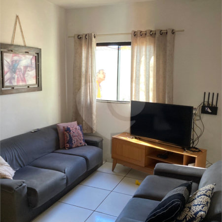 Casa à venda com 2 quartos, sendo 1 suíte, em Parque dos Ipês II, Ponta Porã, MS