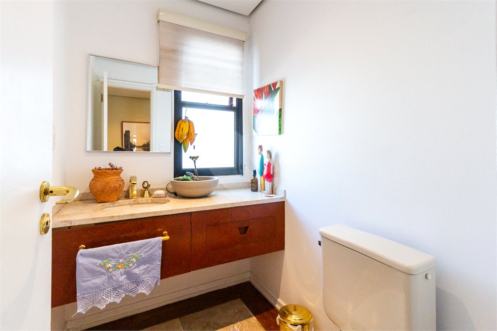 Apartamento à venda com 4 quartos, sendo 2 suítes, em Perdizes, São Paulo, SP