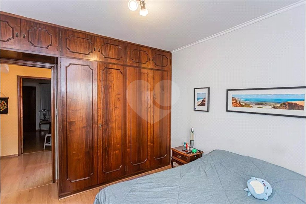 Sobrado à venda com 3 quartos, sendo 1 suíte, em Vila Carolina, São Paulo, SP