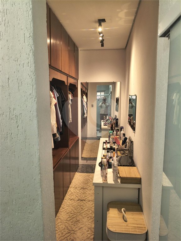 Casa à venda com 3 suítes em Vila Lavínia, Mogi das Cruzes, SP