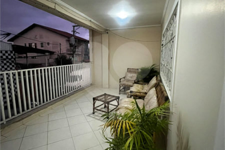 Sobrado à venda com 5 quartos, sendo 3 suítes, em Jardim Jaraguá (são Domingos), São Paulo, SP