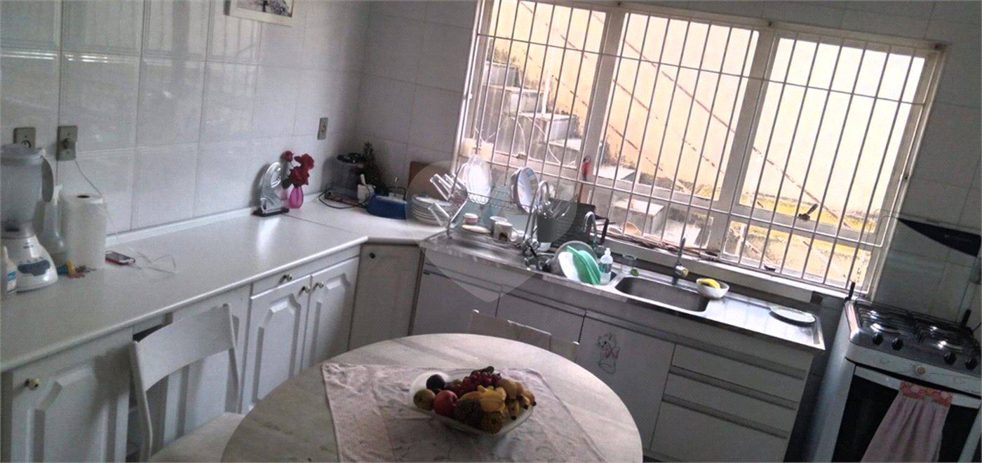 Sobrado à venda com 2 suítes em Mogi Moderno, Mogi das Cruzes, SP