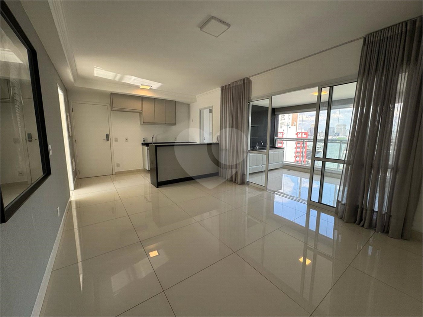 Apartamento à venda com 3 quartos, sendo 1 suíte, em Pinheiros, São Paulo, SP