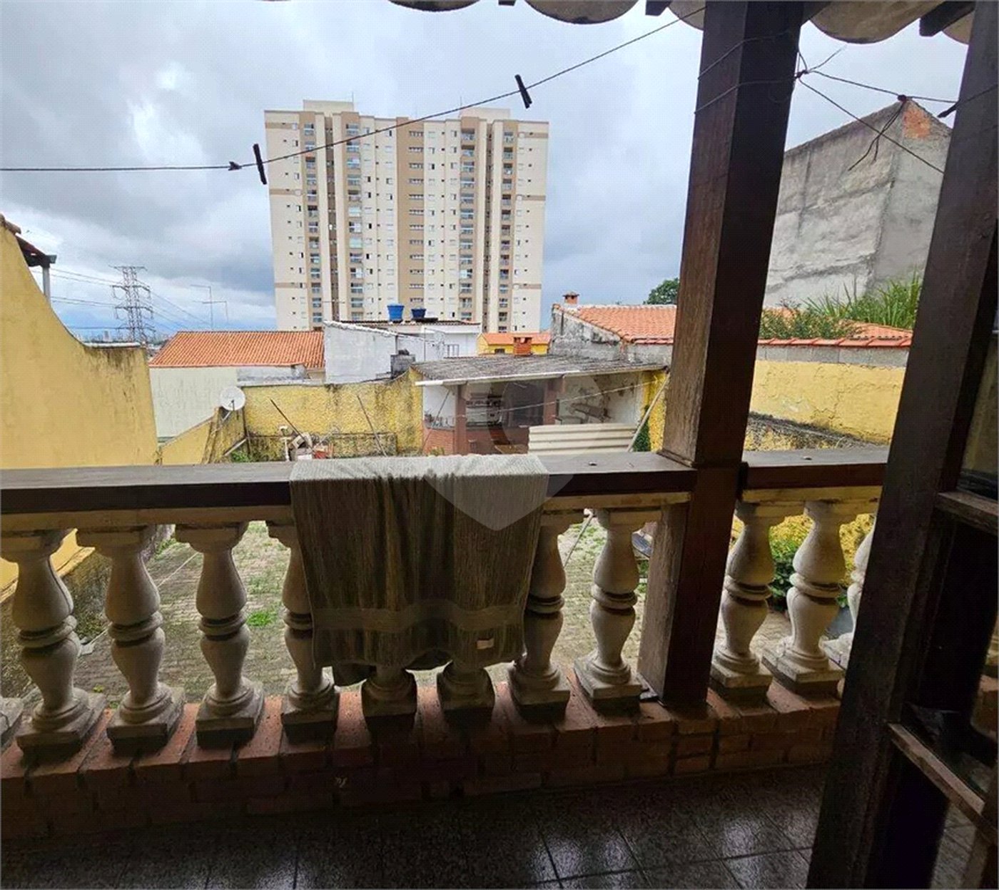 Casa Térrea à venda com 3 quartos, sendo 1 suíte, no Centro, Poá, SP