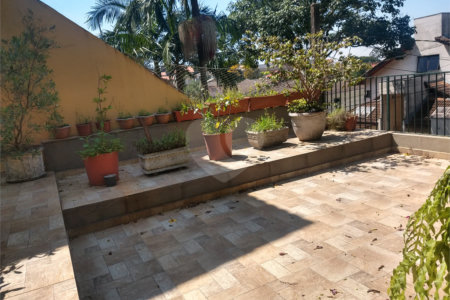 Sobrado à venda com 4 quartos, sendo 1 suíte, em Parque dos Príncipes, São Paulo, SP