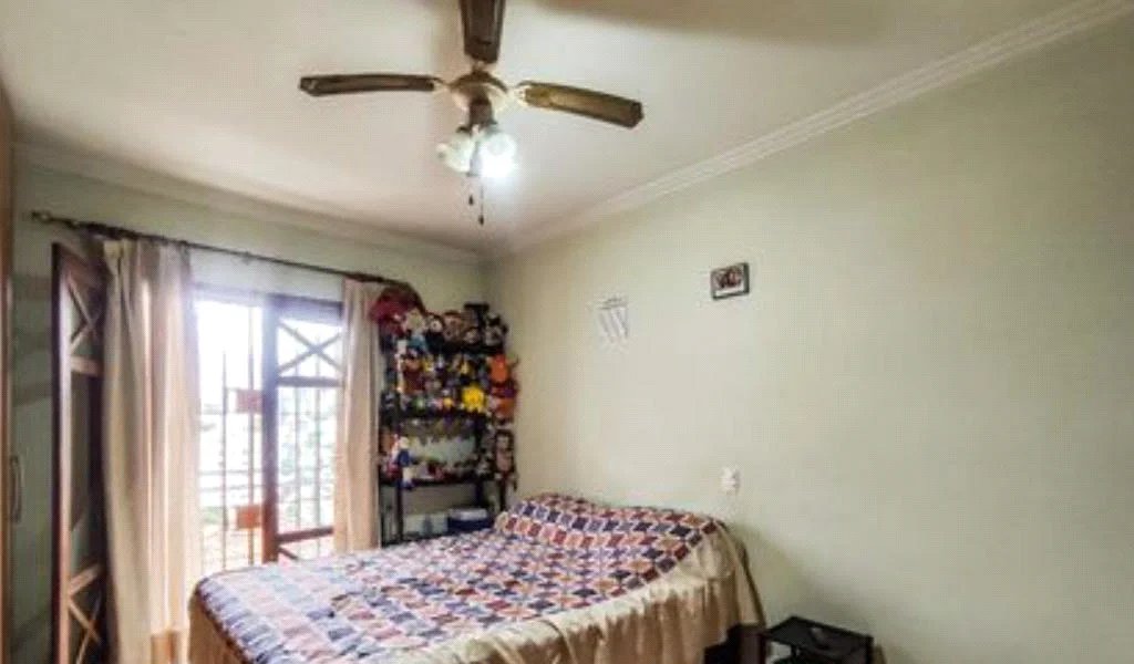Casa à venda com 3 quartos, sendo 1 suíte,  em Vila Morse, São Paulo, SP