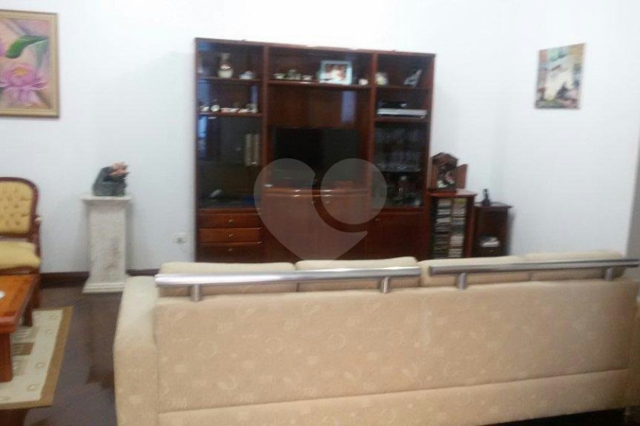 Sobrado à venda com 3 suítes em Vila Nova Cachoeirinha, São Paulo, SP