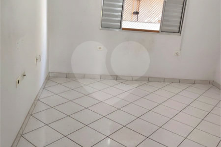 Casa à venda com 3 quartos em Jardim Santa Clara, Guarulhos, SP