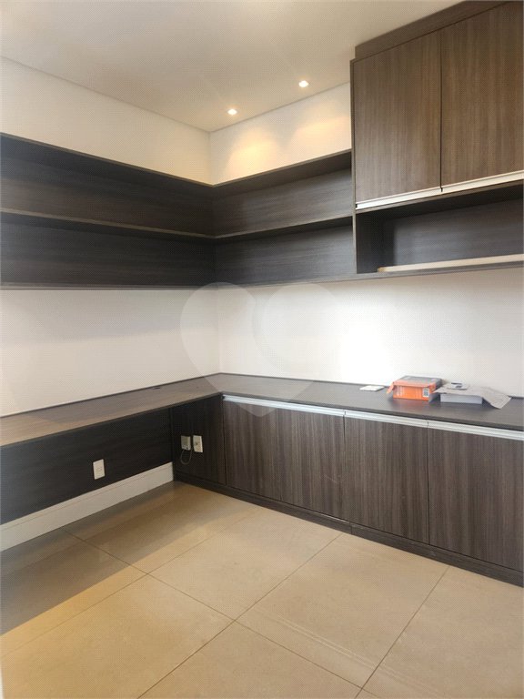 Casa à venda ou para alugar com 4 suítes no condomínio Residencial Jaguary, São José dos Campos - SP