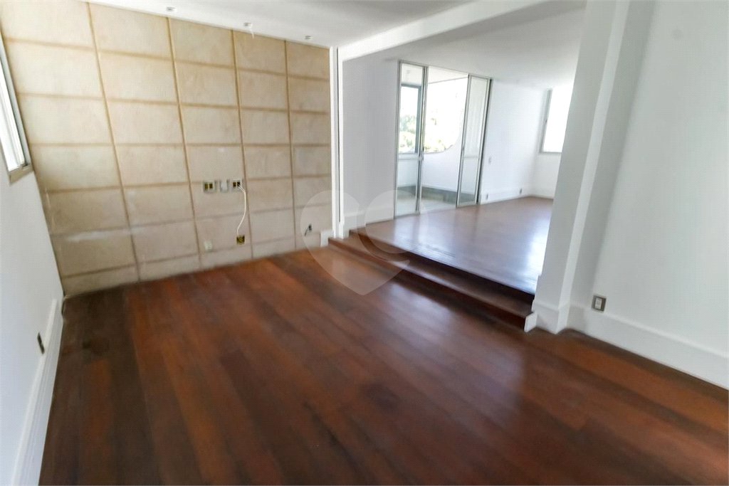 Apartamento à venda com 3 quartos, sendo 2 suítes, em Vila Andrade, São Paulo, SP