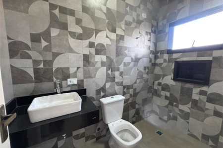 Casa à venda com 3 suítes no condomínio Helena Maria, Sorocaba - SP