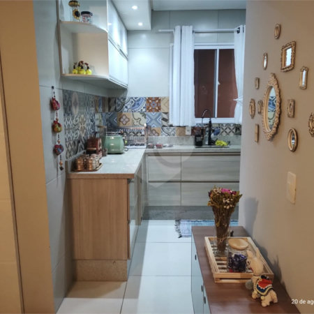 Casa à venda com 3 quartos, sendo 1 suíte,  no condomínio Bosques da Vila - Casa 3° Fase, Cotia - SP