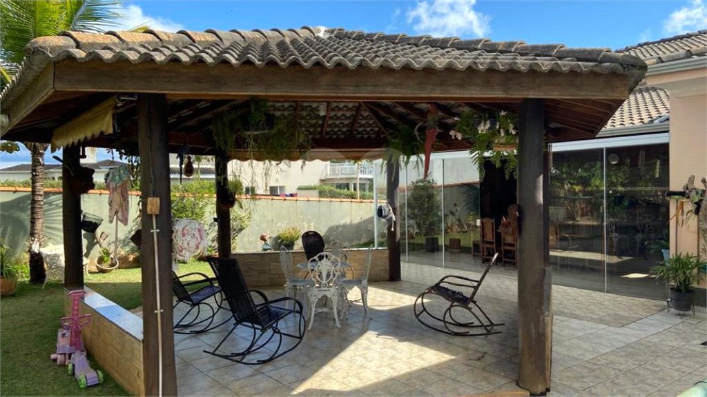 Casa à venda com 4 quartos, sendo 3 suítes, no condomínio Terras de Mont Serrat, Salto - SP
