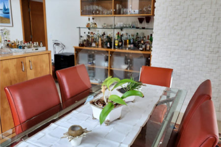 Casa à venda com 4 suítes no condomínio Pedra Grande, Atibaia - SP