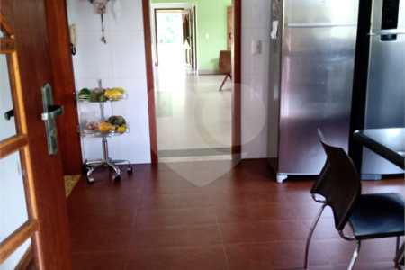 Casa de Vila à venda com 4 suítes em Guarapiranga, São Paulo, SP