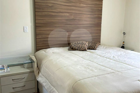 Casa à venda com 3 suítes no condomínio Tamboril, São Paulo - SP