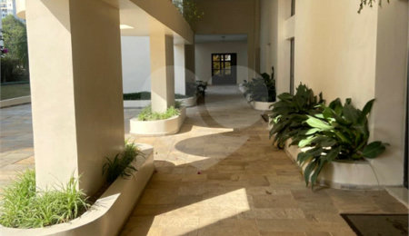 Apartamento à venda com 4 quartos, sendo 2 suítes, em Vila Andrade, São Paulo, SP
