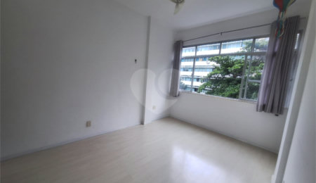 Apartamento à venda com 2 quartos, sendo 1 suíte,  em Tijuca, Rio de Janeiro, RJ