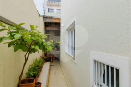 Casa à venda com 3 quartos, sendo 1 suíte, em Parque Continental I, Guarulhos, SP