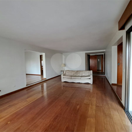 Apartamento à venda com 4 suítes em Campo Belo, São Paulo, SP
