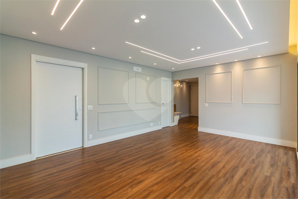 Apartamento à venda com 3 quartos, sendo 2 suítes, em Pinheiros, São Paulo, SP