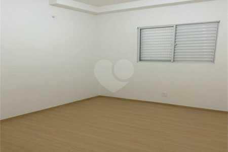 Apartamento no Residencial Flor de Liz
