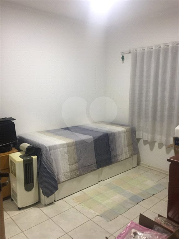 Sobrado à venda com 3 quartos, sendo 1 suíte, em Jardim do Lago, Atibaia, SP