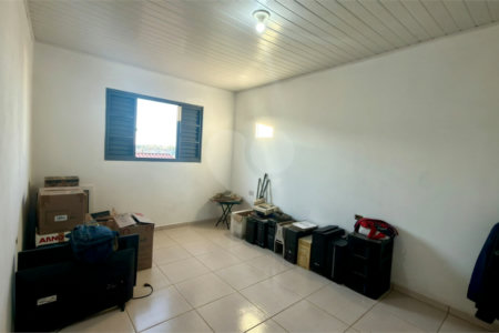 Sobrado à venda com 4 quartos, sendo 1 suíte, em Jardim Wanel Ville V, Sorocaba, SP