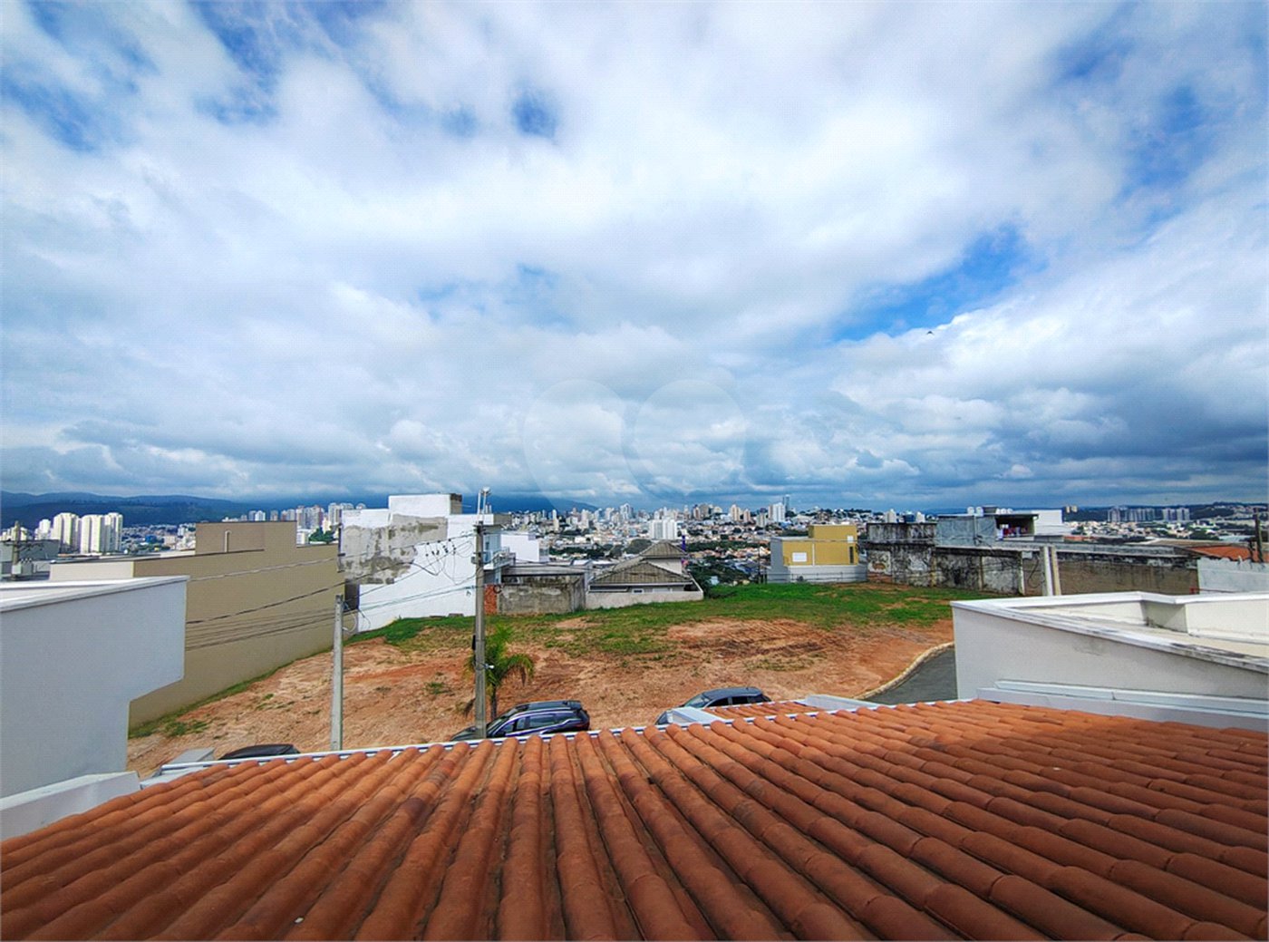 Casa à venda com 3 quartos, sendo 1 suíte, no condomínio Residencial Panorama- Jundiai, Jundiaí - SP