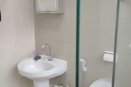 Sala Living à Venda no Centro de São Vicente | A 1 Quadra da Praia do Gonzaguinha
