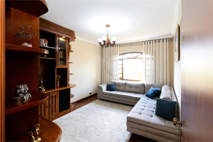 Casa à venda com 3 suítes em Vila Pereira Barreto, São Paulo, SP