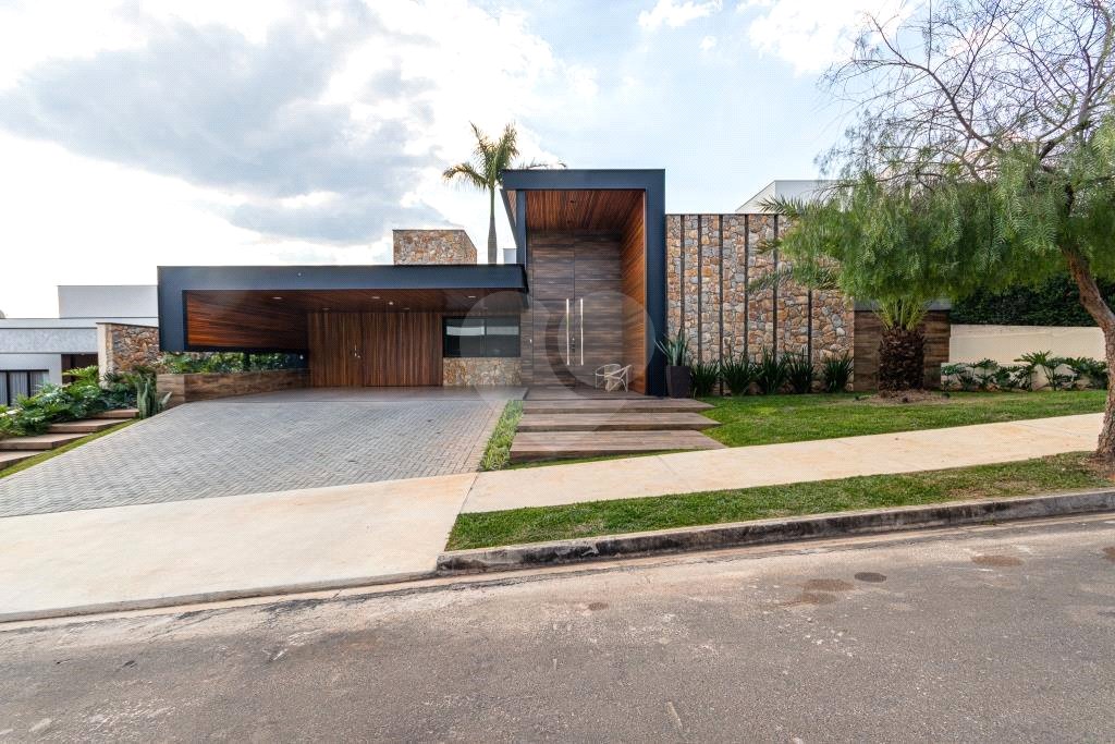Casa à venda com 4 suítes no condomínio Saint Patrick, Sorocaba - SP