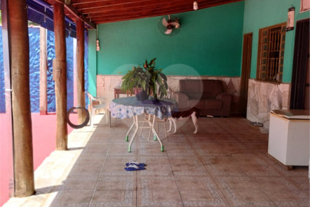 Casa à venda com 1 suíte em Jardim Victório Antônio de Santi II, Araraquara, SP