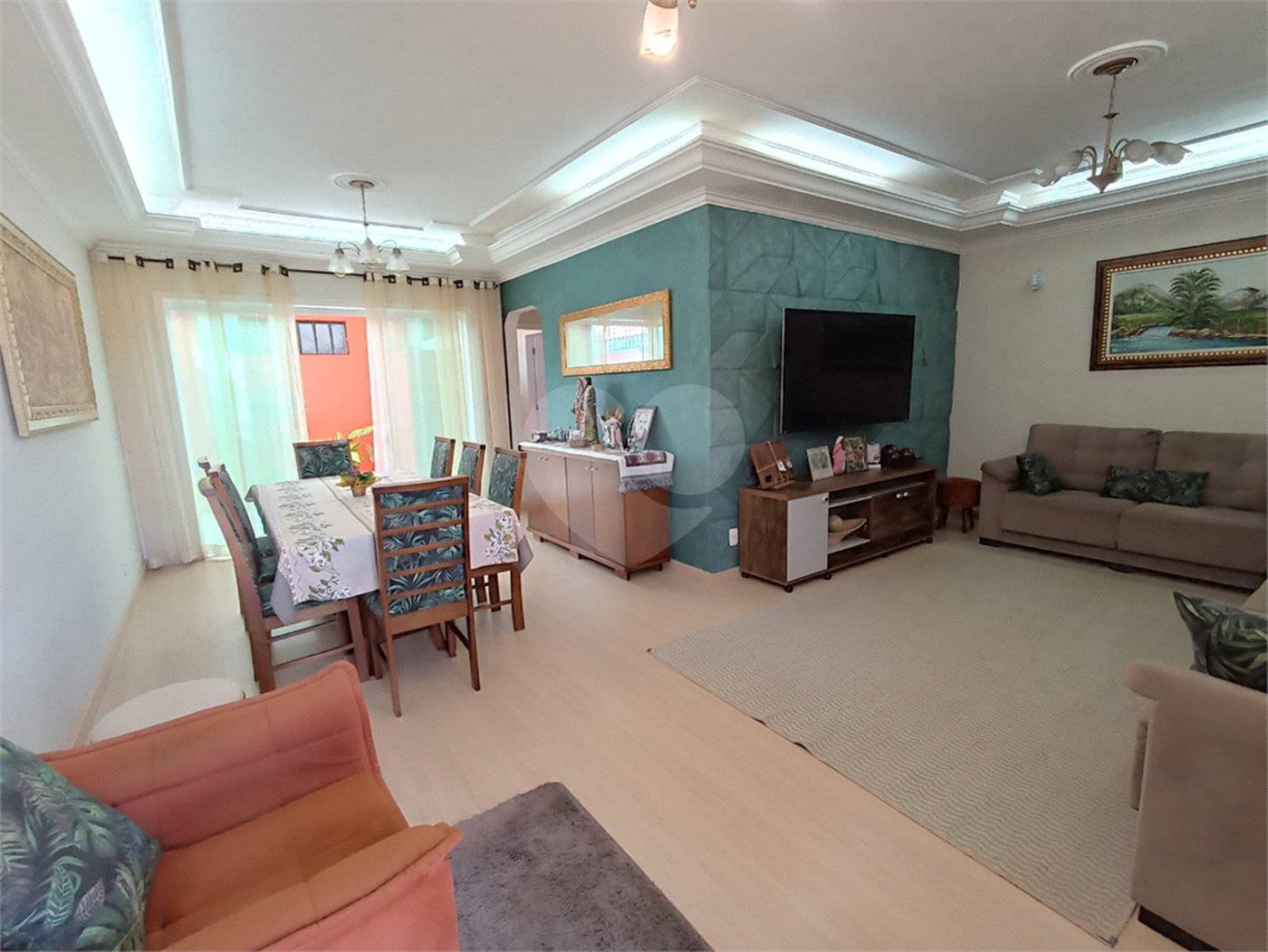 Casa à venda com 3 quartos, sendo 1 suíte, em Vila Rosa, Itapetininga, SP