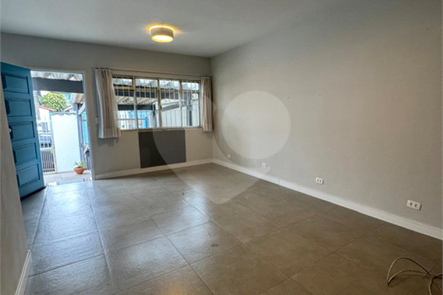 Casa Térrea à venda com 3 quartos, sendo 1 suíte, em Vila Madalena, São Paulo, SP