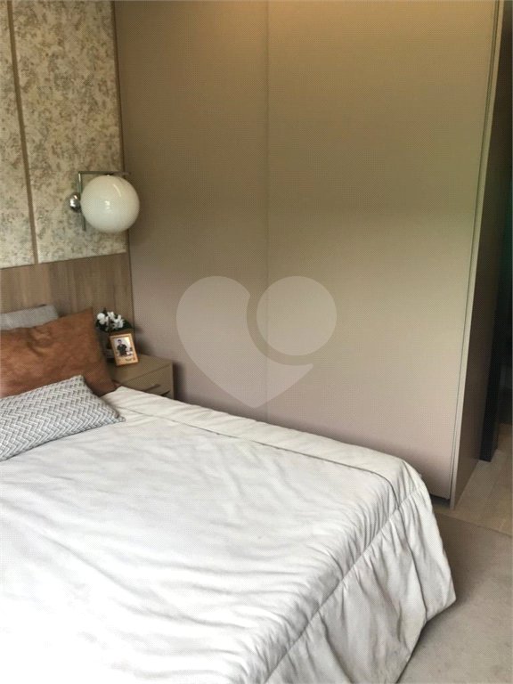 Apartamento à venda com 2 quartos, sendo 1 suíte,  em Jardim das Acácias, São Paulo, SP