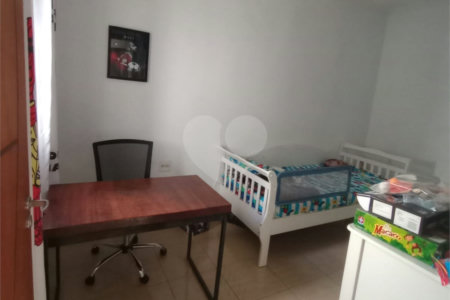 Casa à venda com 2 quartos, sendo 1 suíte, em Residencial Vasques Martins, Votorantim, SP