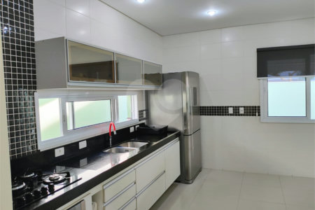 Casa à venda com 3 suítes no condomínio Colinas do Sol, Sorocaba - SP