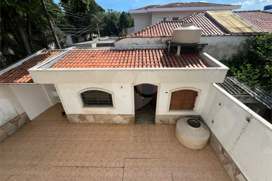 Sobrado à venda com 4 quartos, sendo 3 suítes, em Palmas do Tremembé, São Paulo, SP